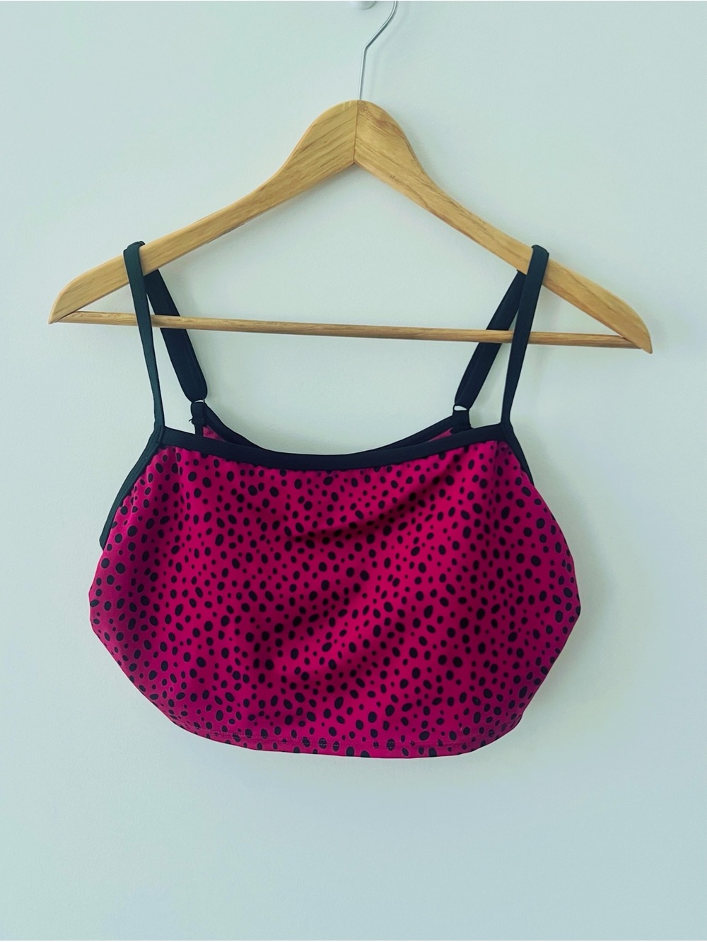 NWT All in Motion Dark Pink Black Dot Swim Top Activewear Fitness Gym Large